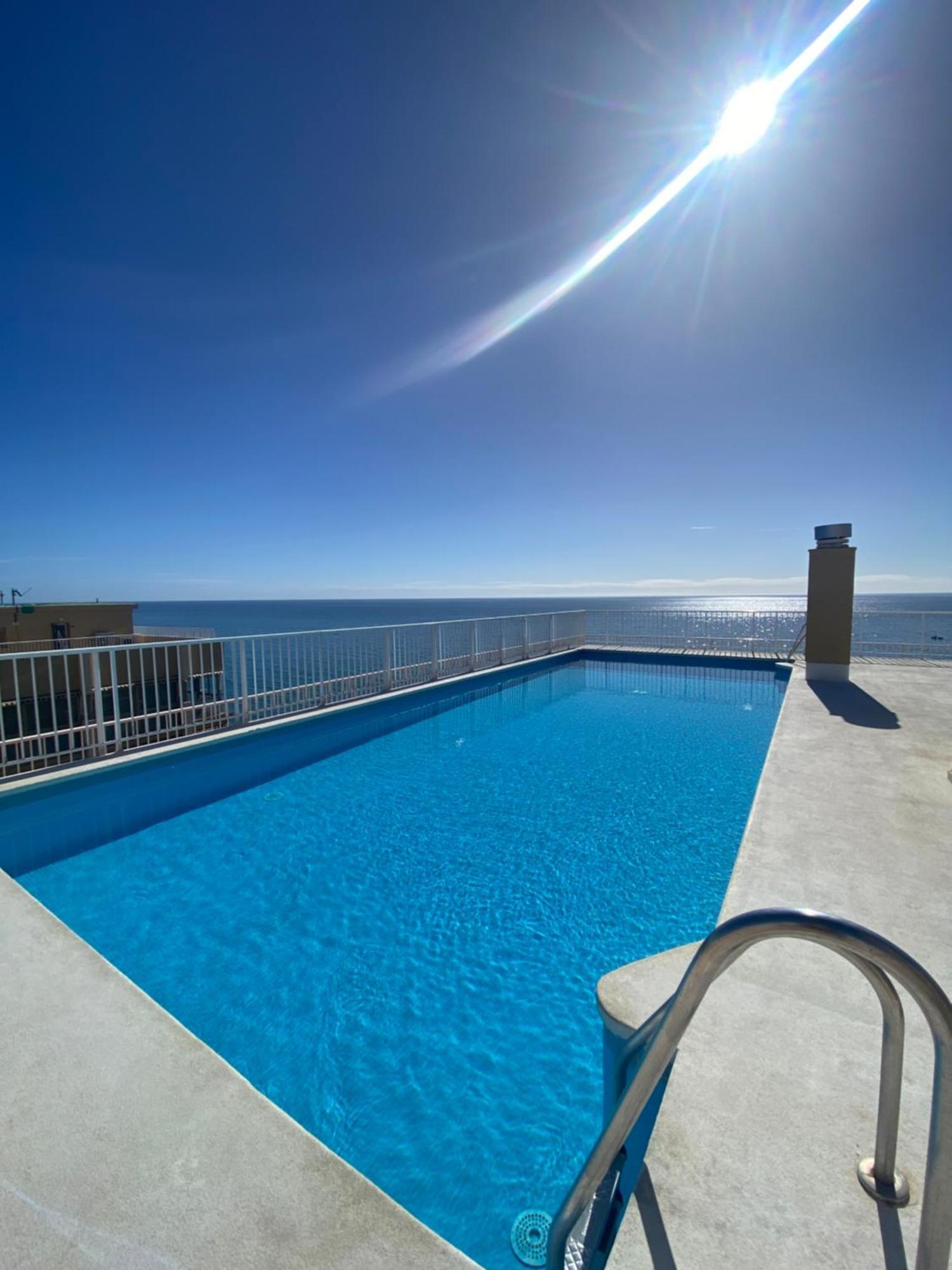 Marbella Beachfront Edificio Mayoral Primera Linea De Playa Y Centro Ciudad Con Barco Opcional エクステリア 写真