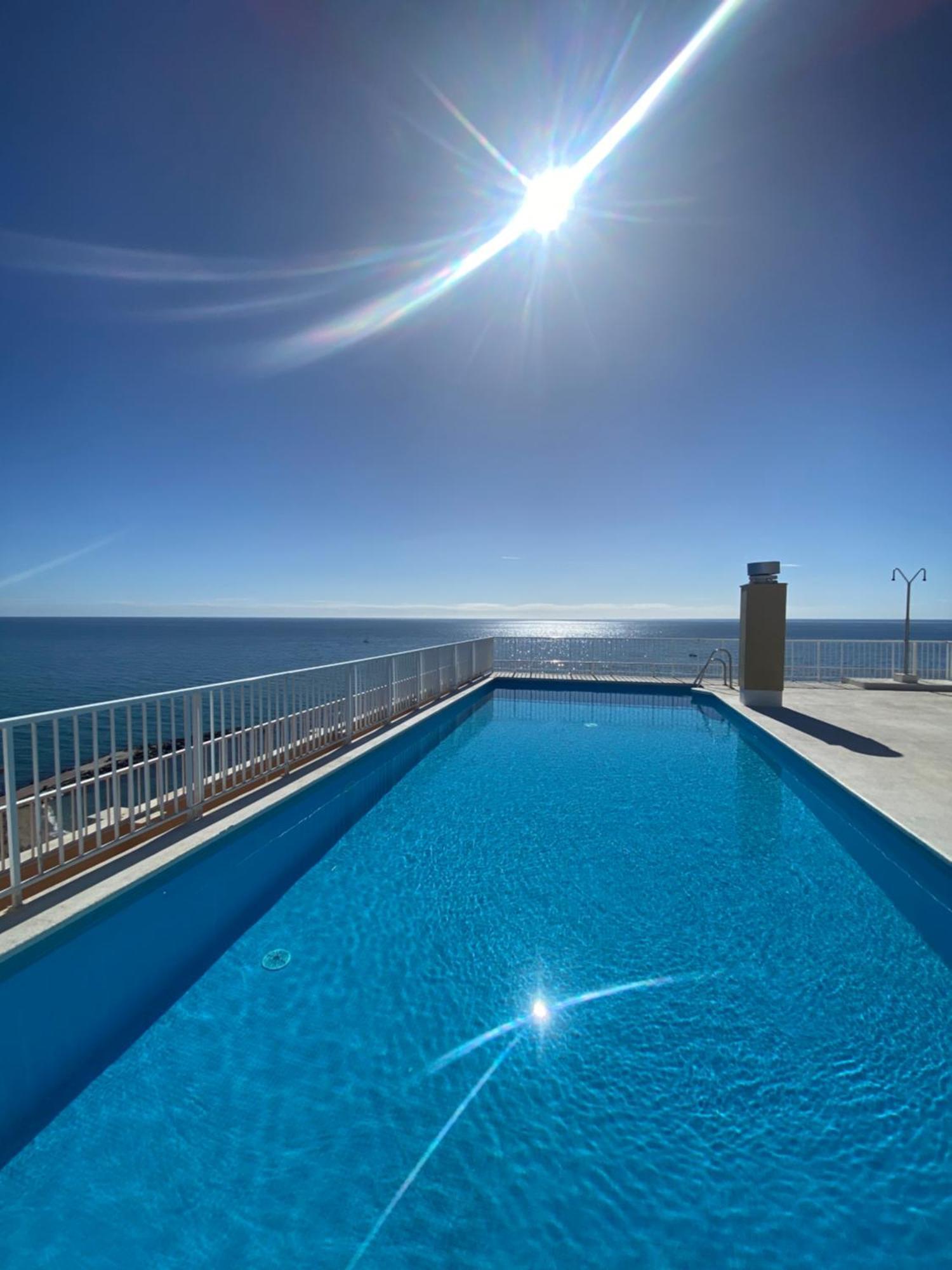 Marbella Beachfront Edificio Mayoral Primera Linea De Playa Y Centro Ciudad Con Barco Opcional エクステリア 写真